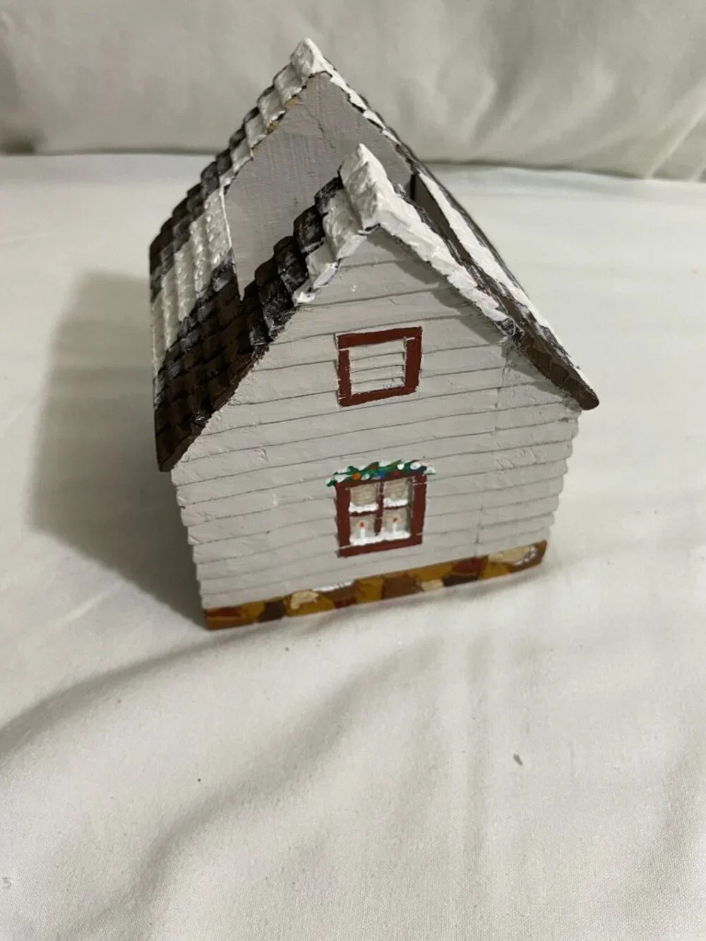 Hand Painted Wooden Christmas Cottage House Planter Trinket Holder Decor 4